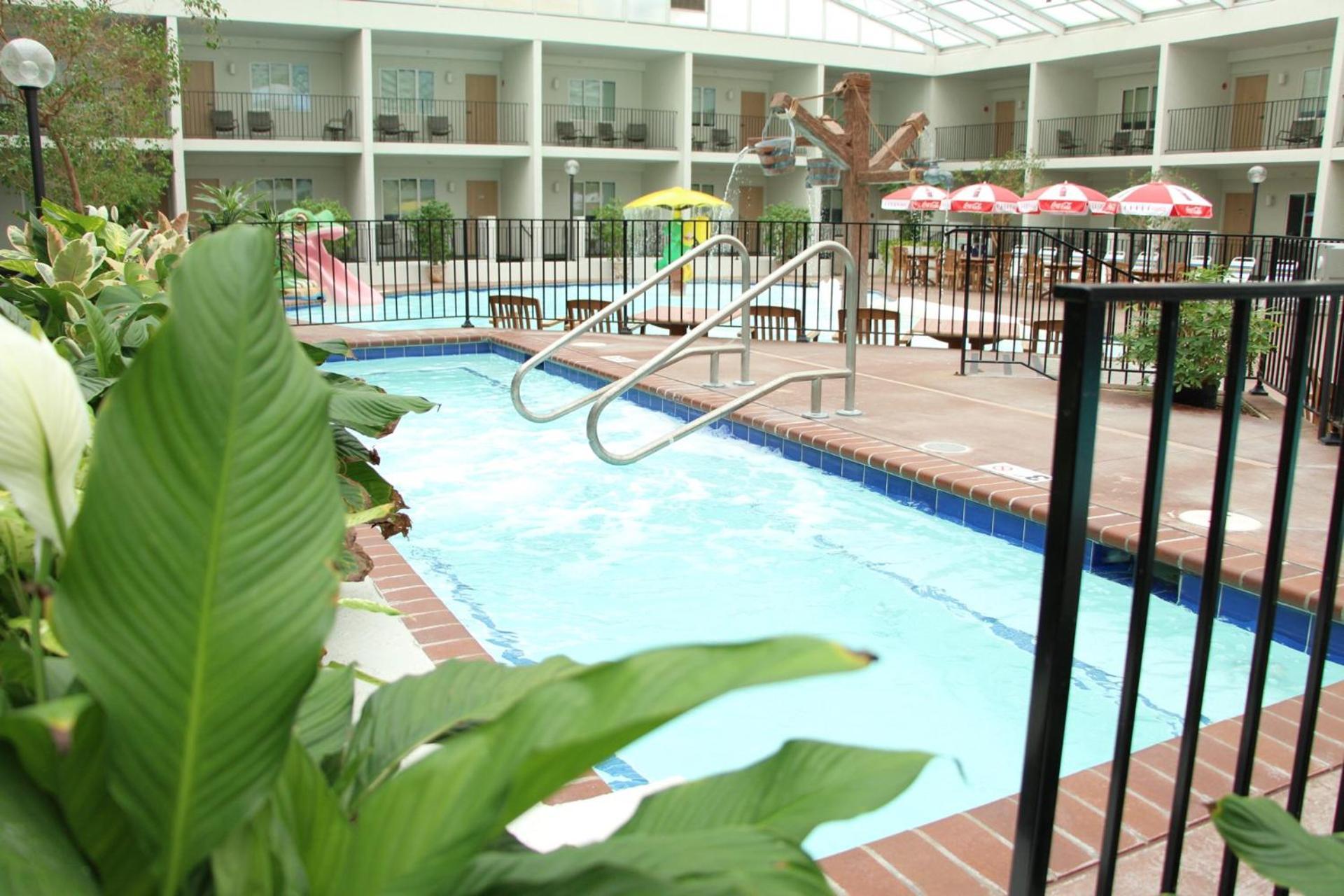 Adventureland Inn Altoona Eksteriør billede