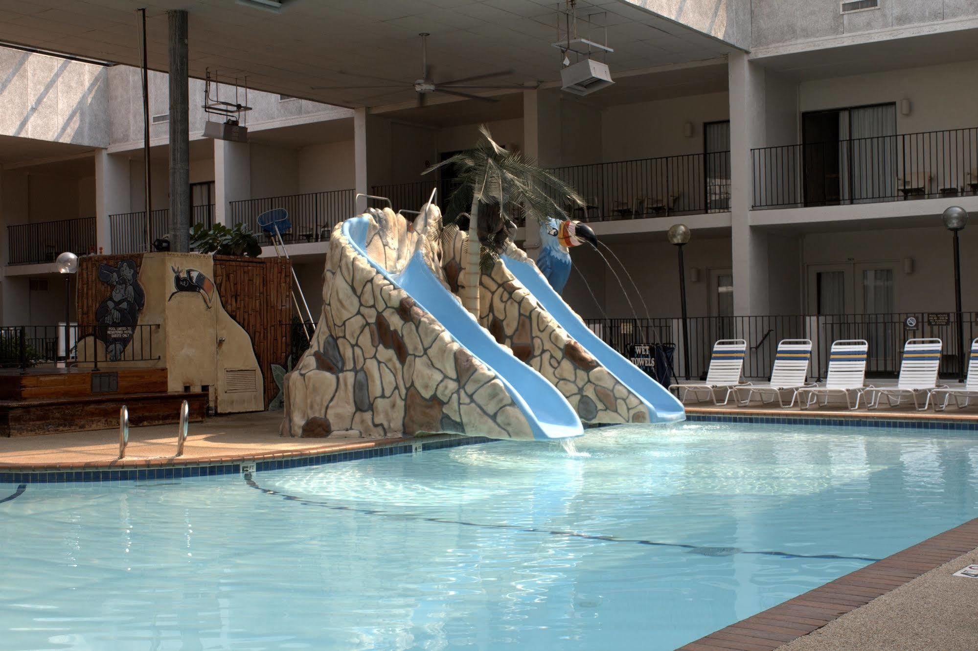 Adventureland Inn Altoona Eksteriør billede
